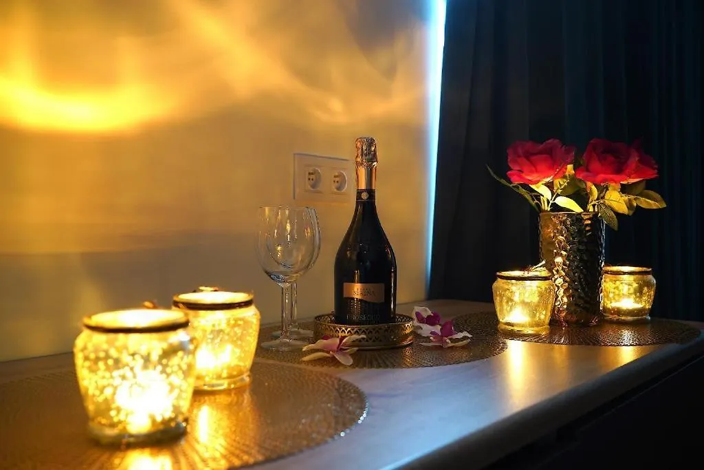 Relax Jacuzzi Apartment Krakow 0*,  Poland